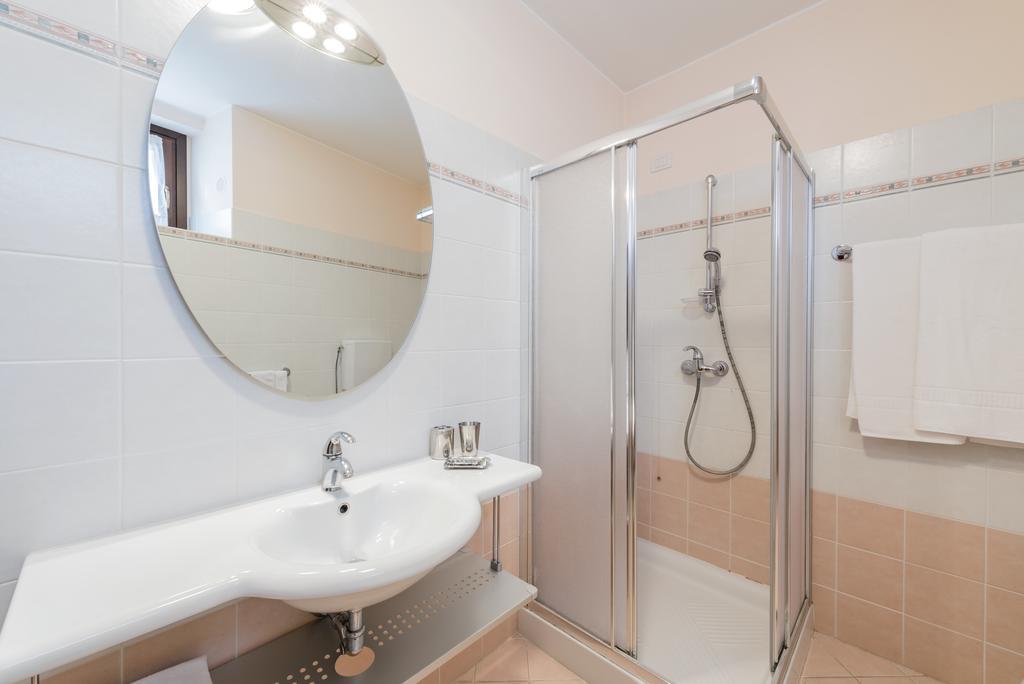Villa Edy Apartments Tremezzina Экстерьер фото
